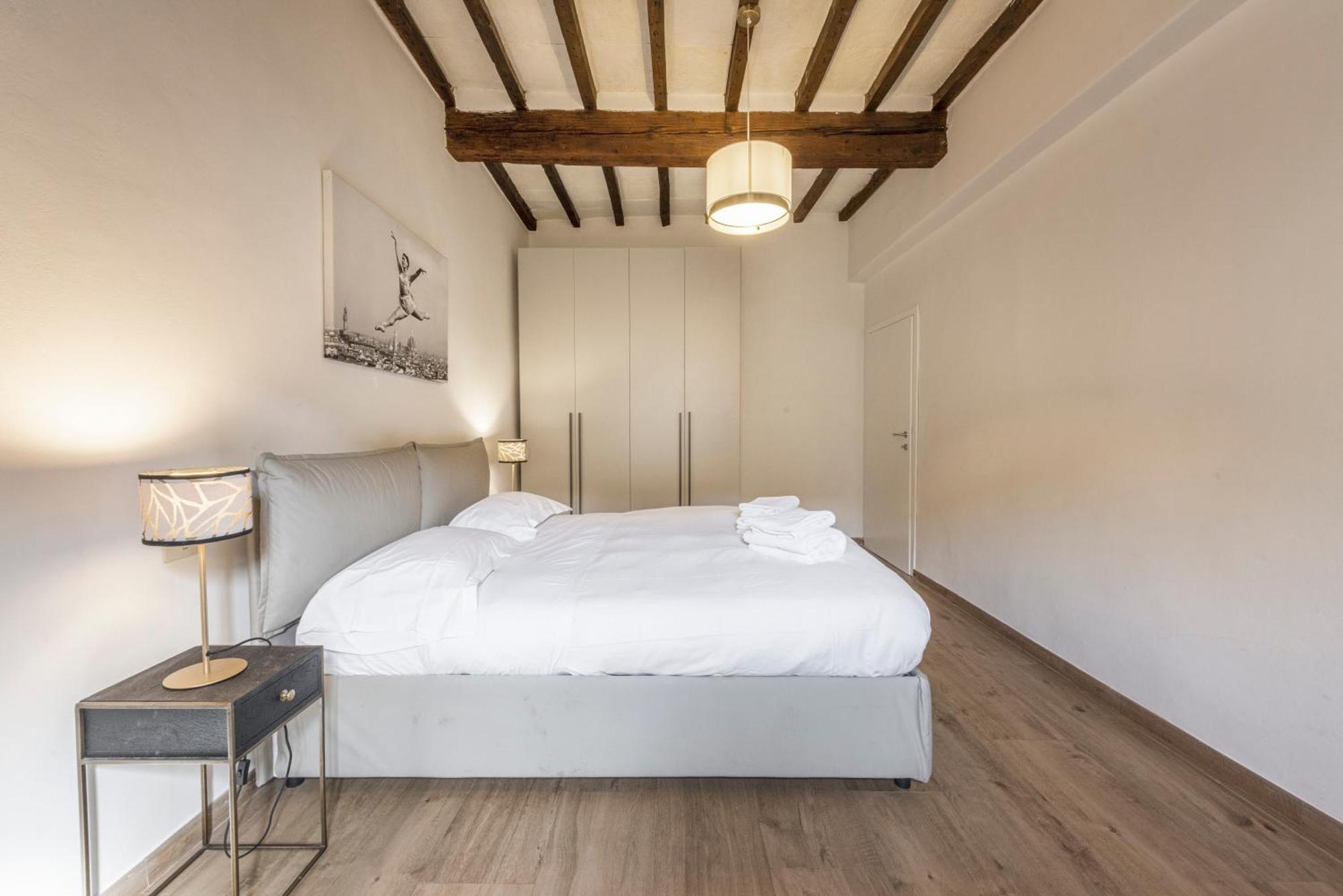 Laurel Apartment By Mmega ฟลอเรนซ์ ภายนอก รูปภาพ